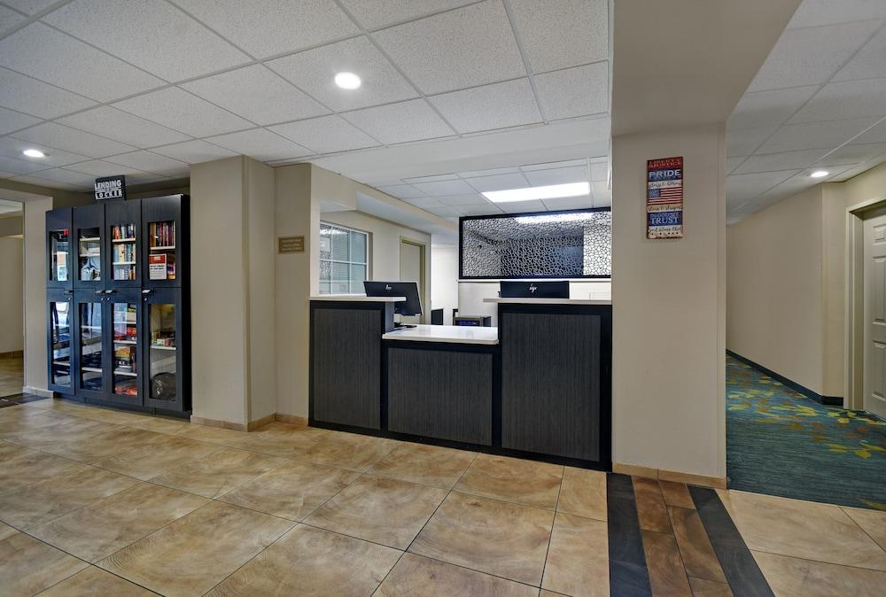 Candlewood Suites Columbia-Fort Jackson By Ihg Zewnętrze zdjęcie